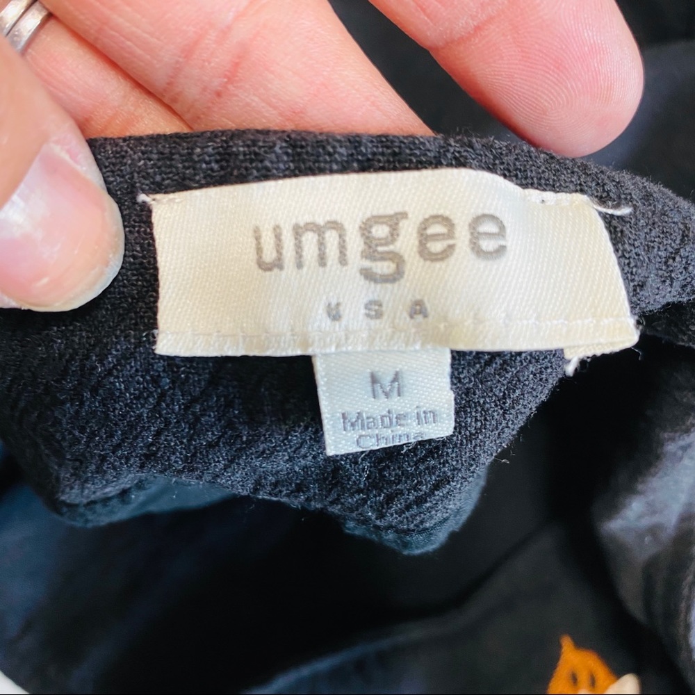 Umgee EMBROIDERED POMPOM SKIRT Size Medium - Picture 9 of 11